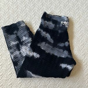 NWOT Booty by Brabants cropped leggings. One size fits all.